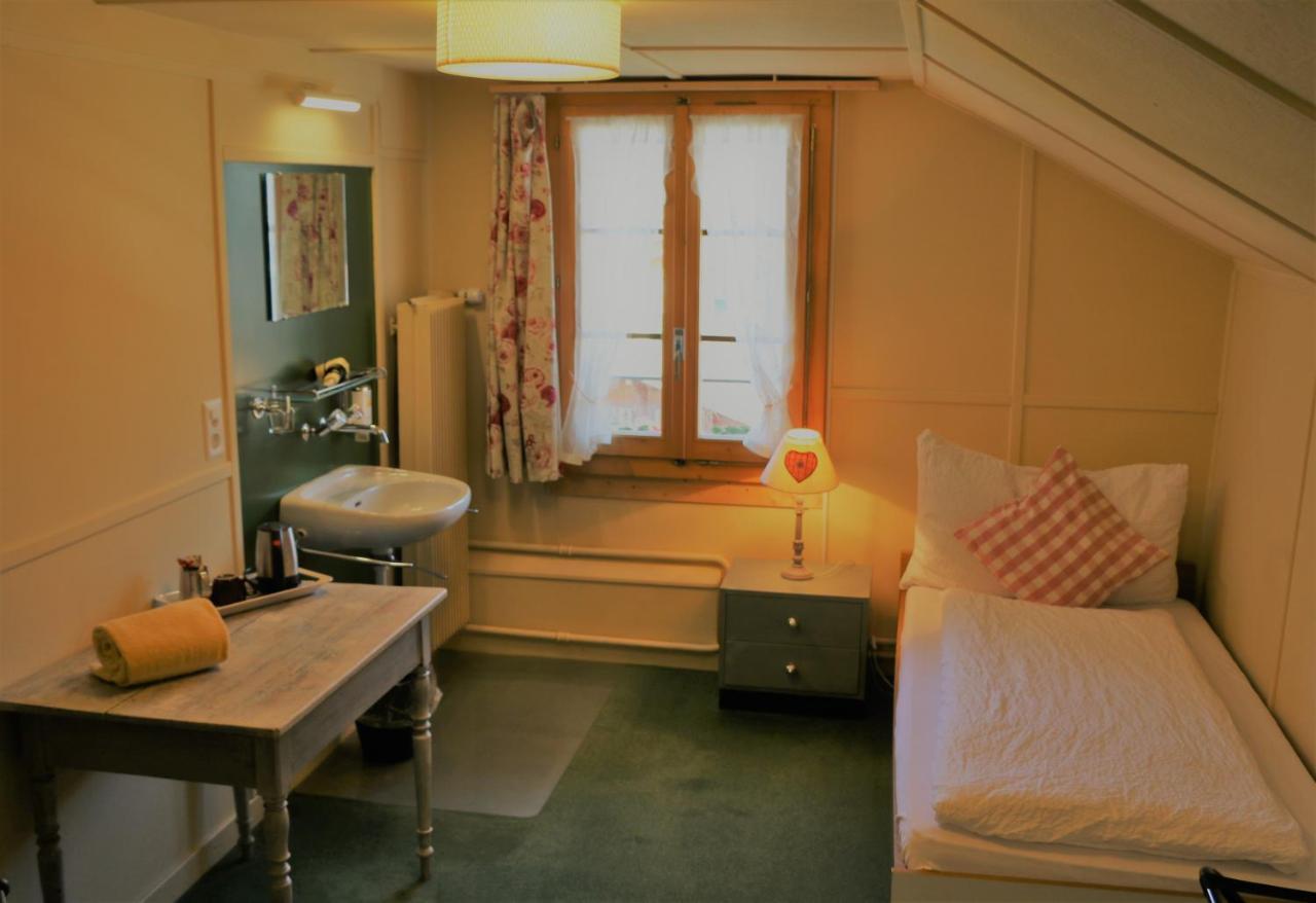 エーデルワイス ロッジ ヴィルダースヴィル 部屋 写真